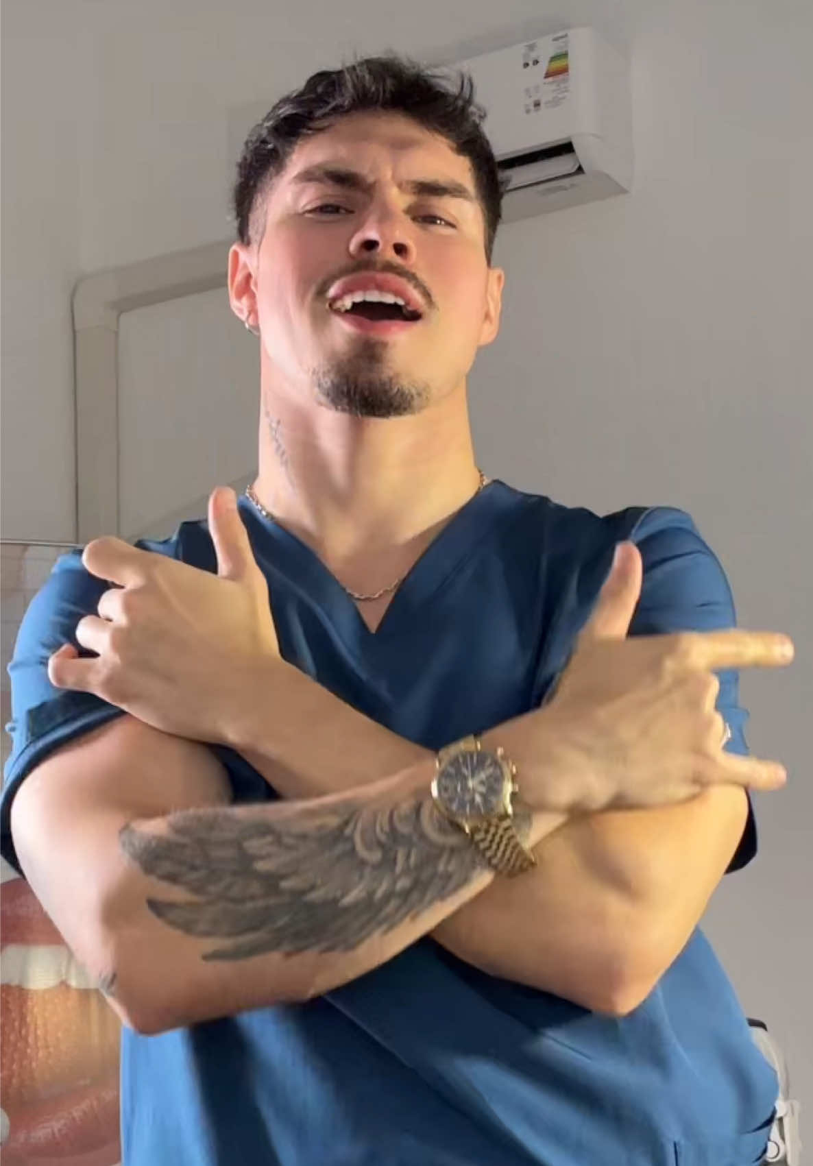 @DEIVIS