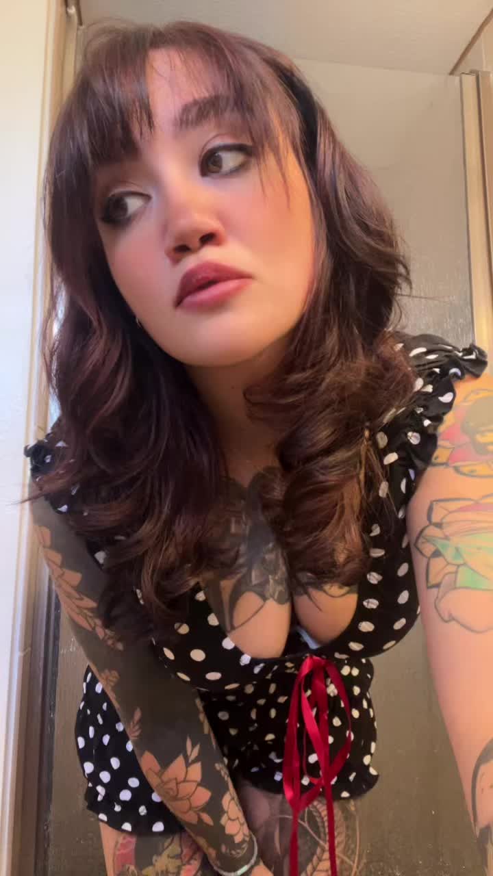 @fatbottomghoul