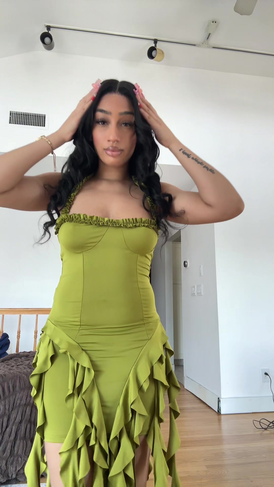 @Nylacakessss