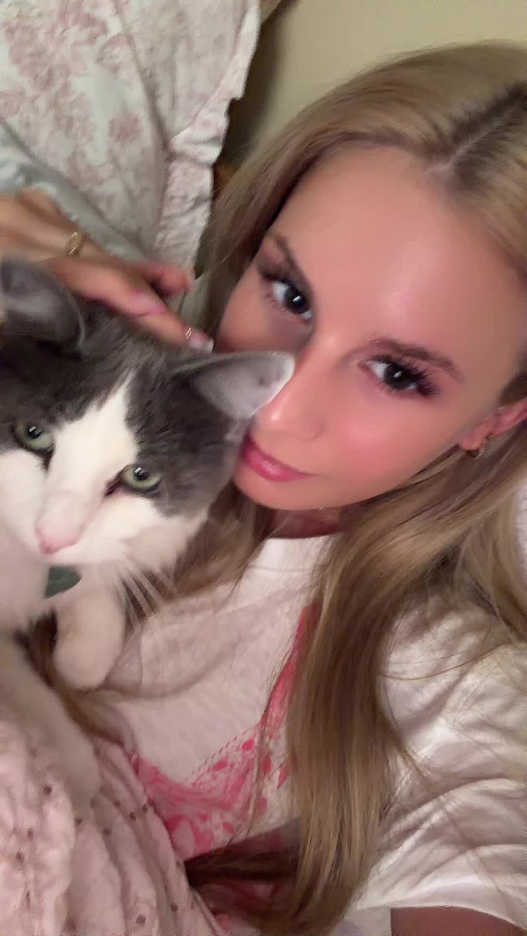 @Zoebug 🩷