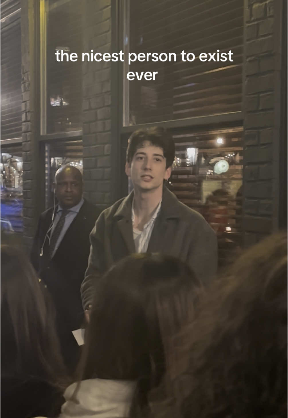 @broadwaywithizzy
