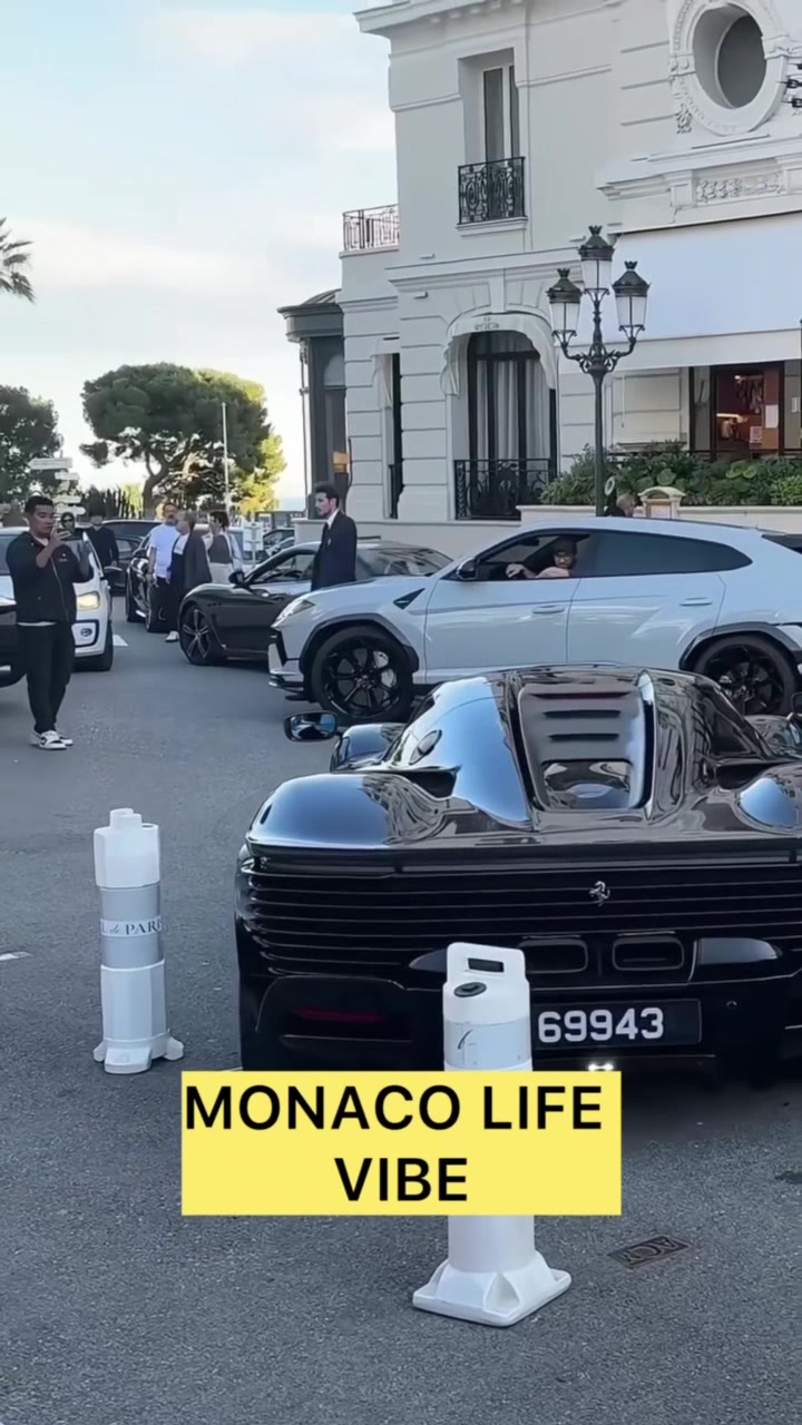 @monacogirl_12