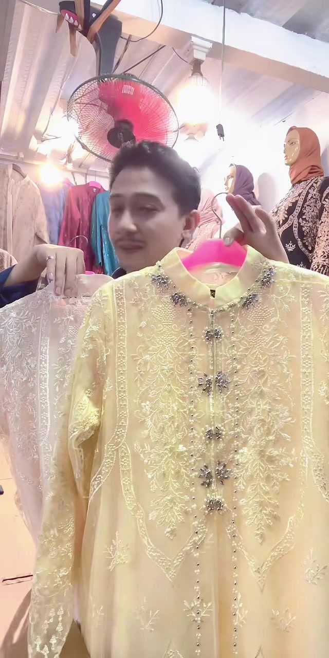 @D2store