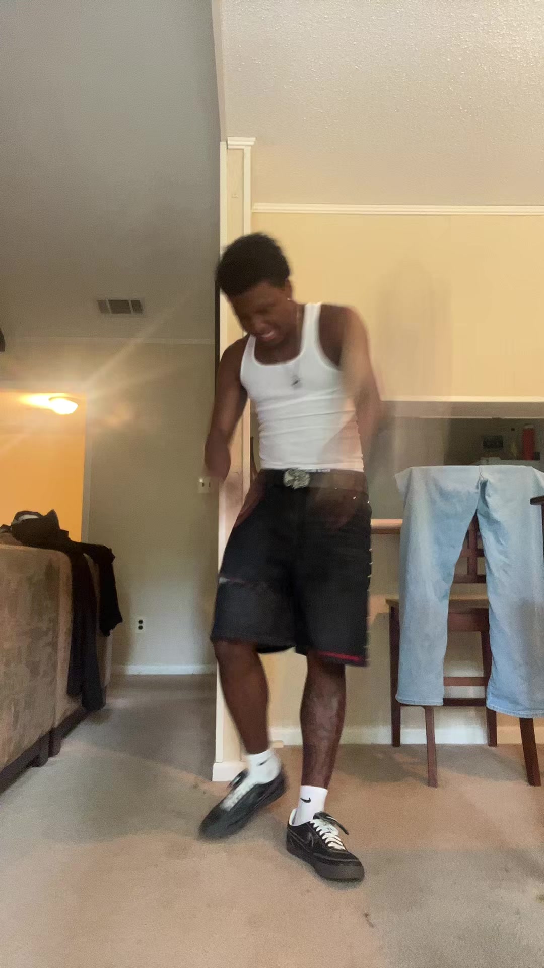 @useruno