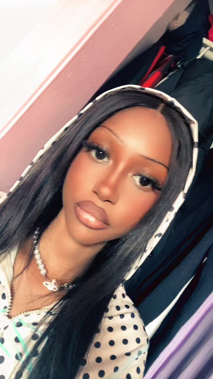 @bloomingbambina