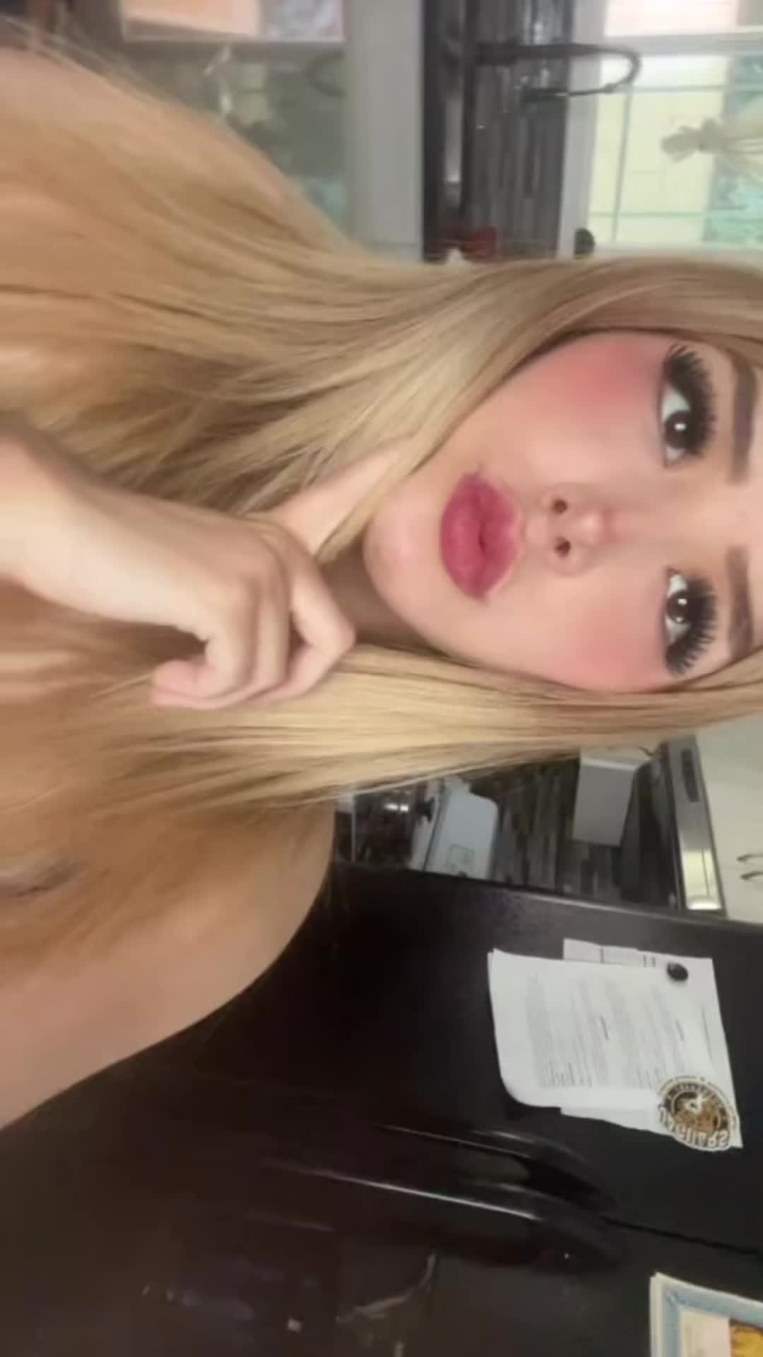 @Yaretzi Sainz