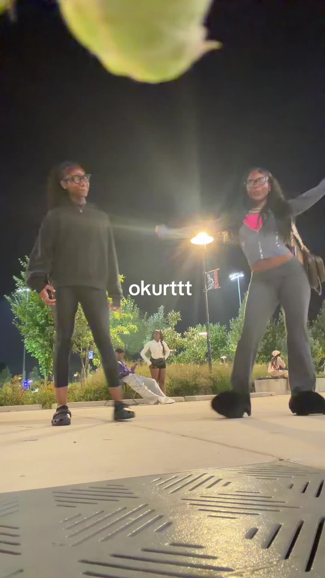 @kweendollita