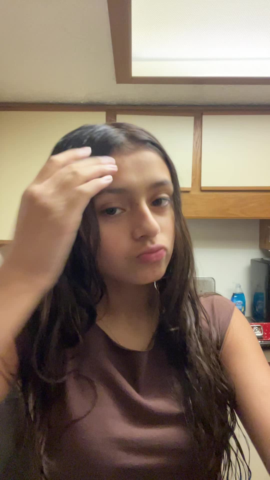 @ayvuh