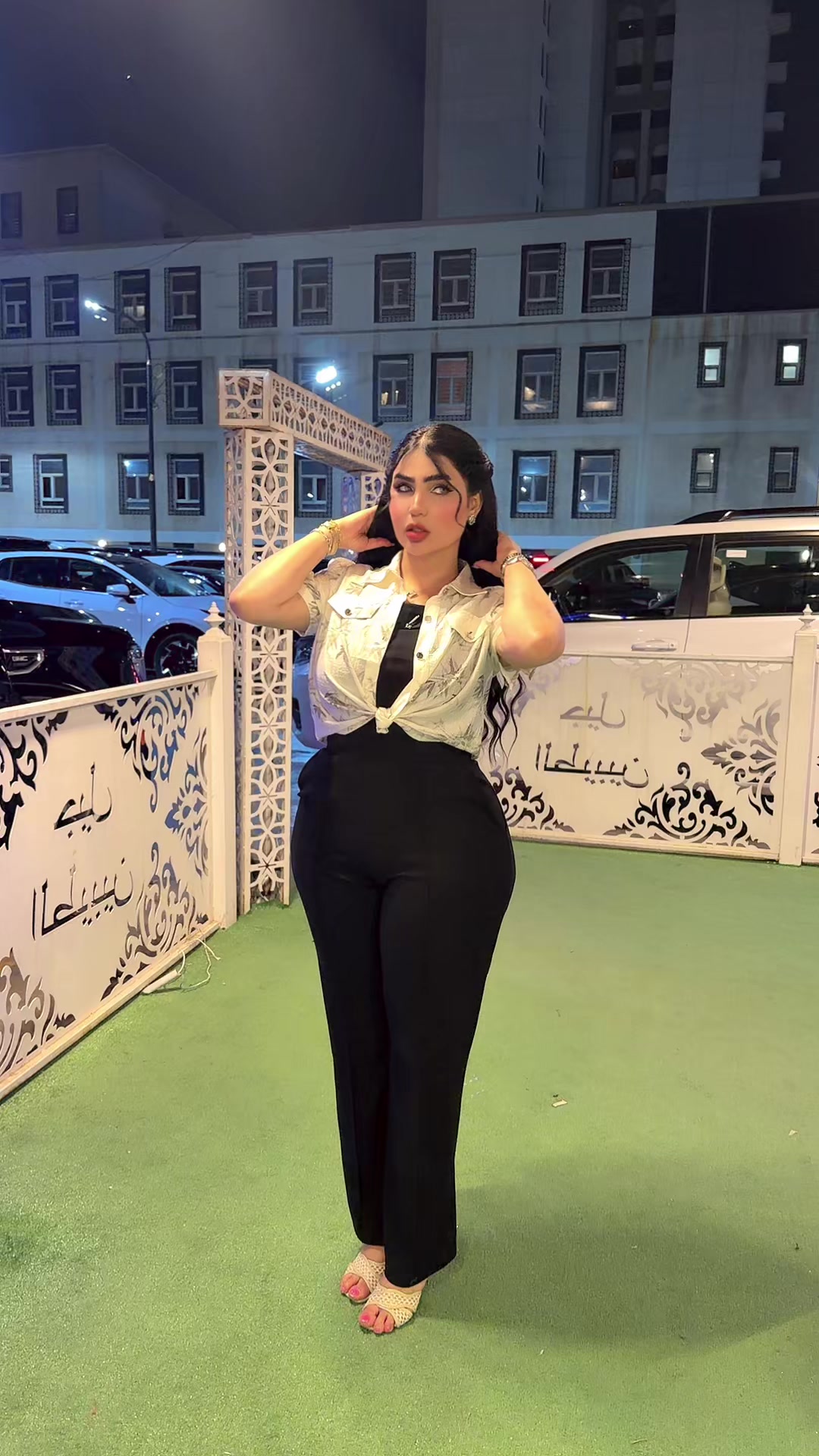 @الفنانه قمر الزمان
