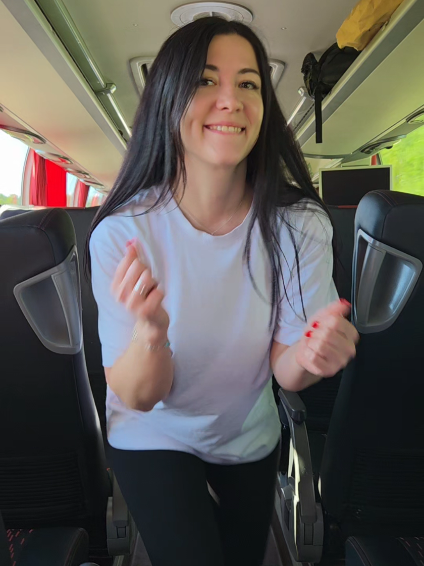 @Jlia