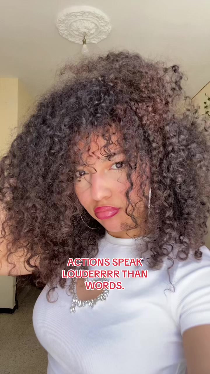 @Khxoxo