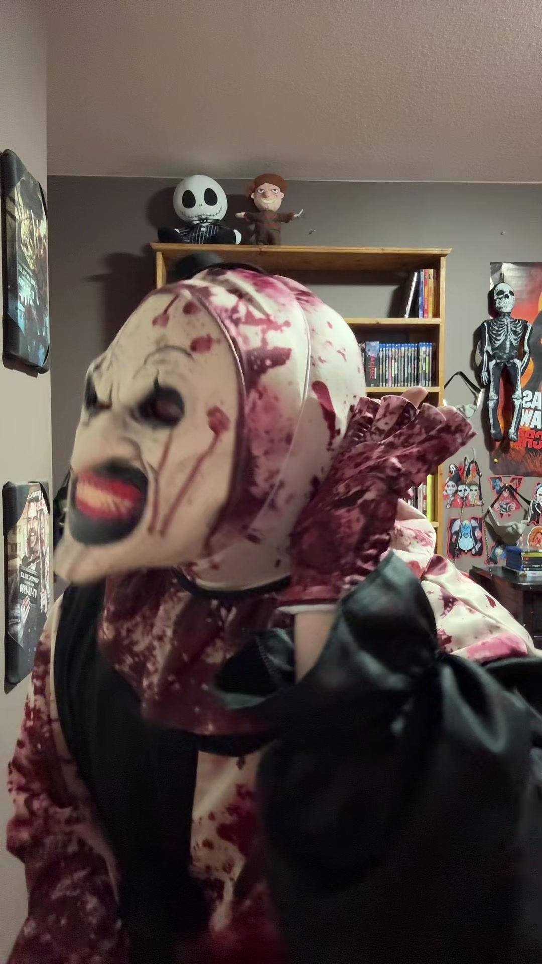 @HorrorLover