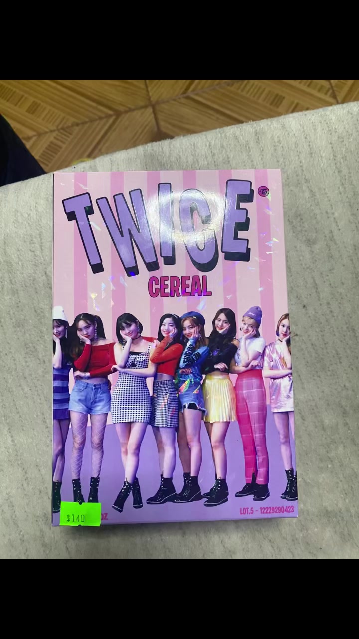 @El piojo de sana momo nayeon💙