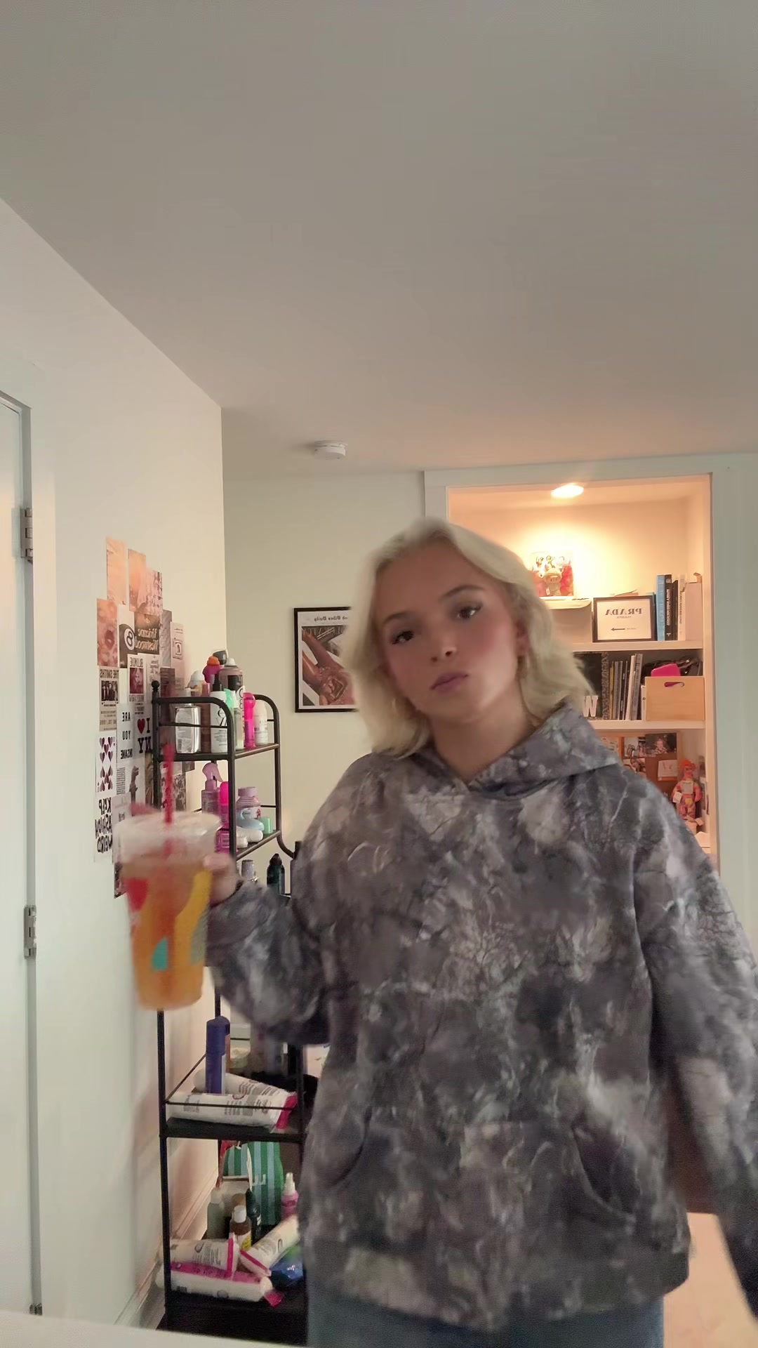 @whitneyagar2