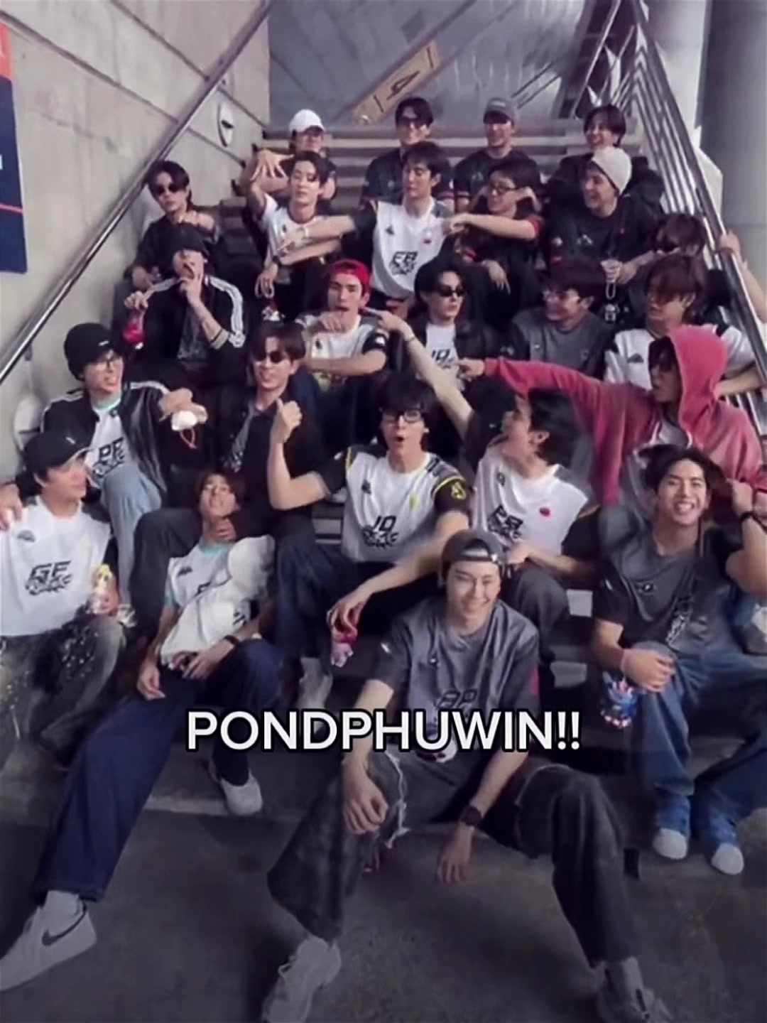 @ppond!🐻 || fan account