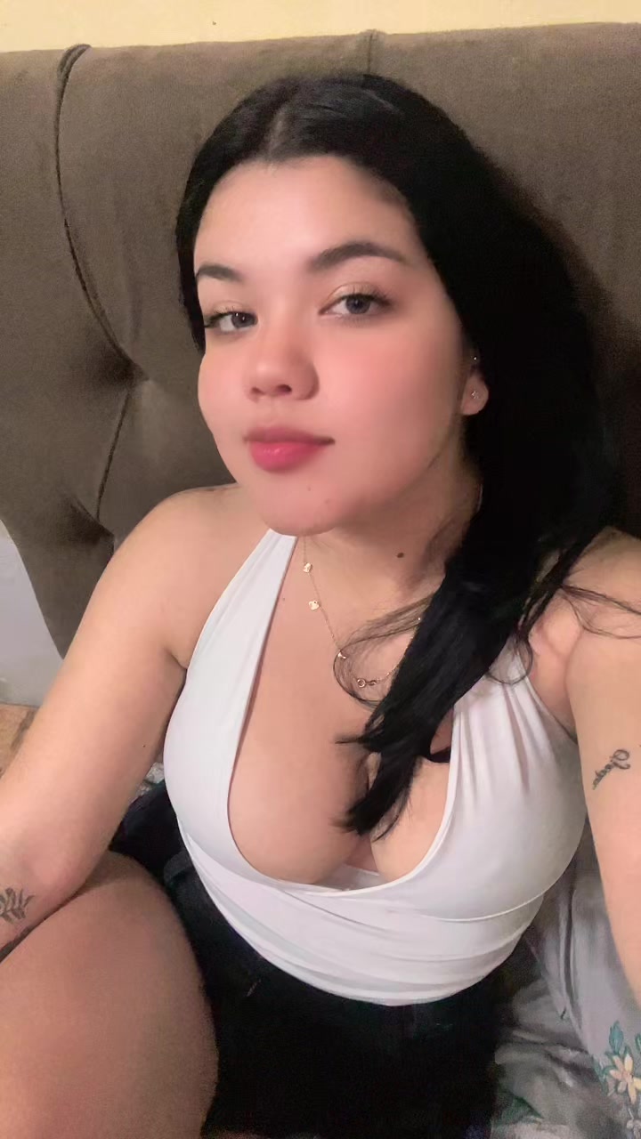 @👩🏻💕