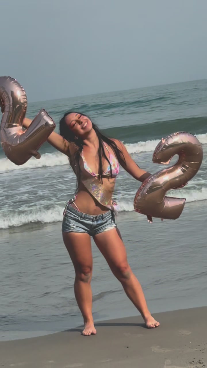 @mishelriveross