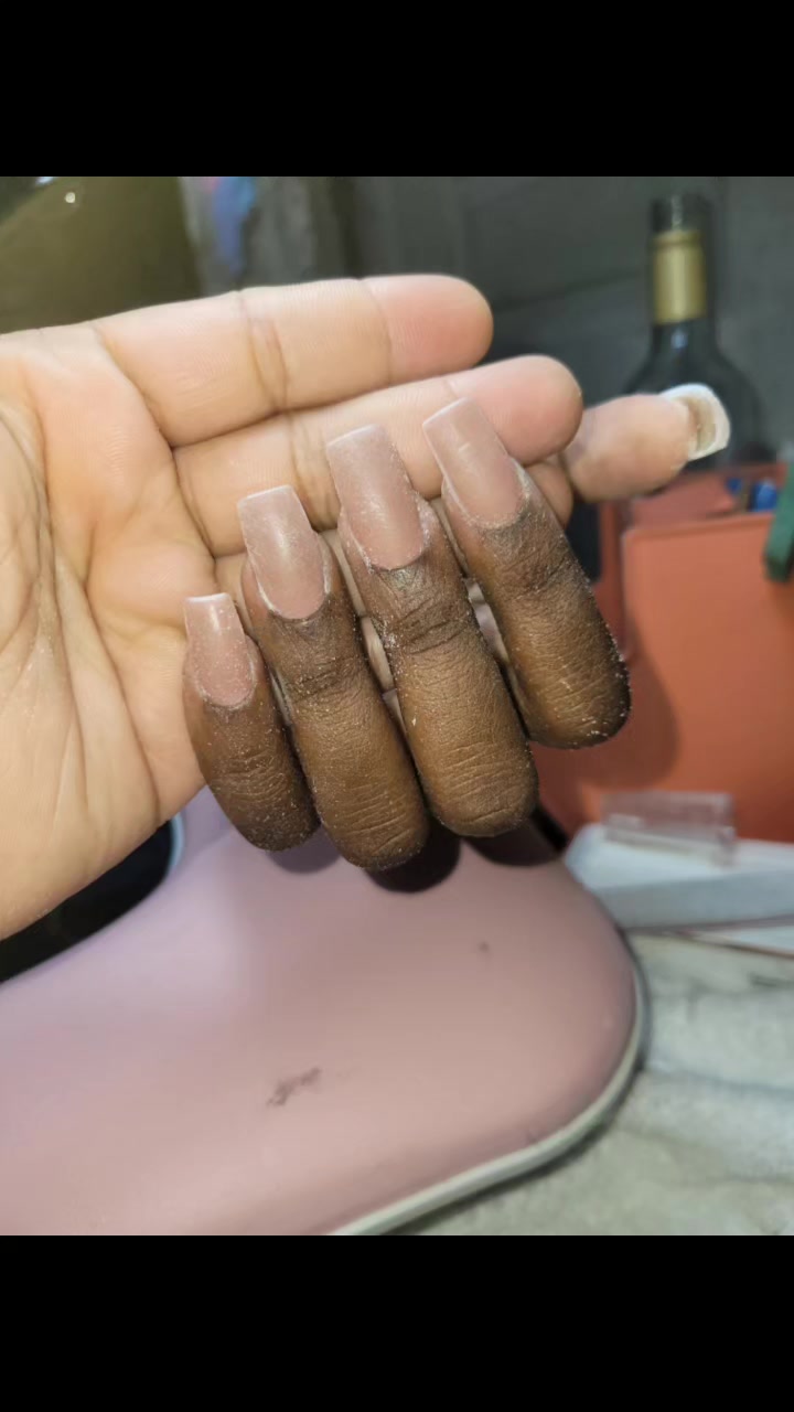 @D’Yulenny Nails 💅