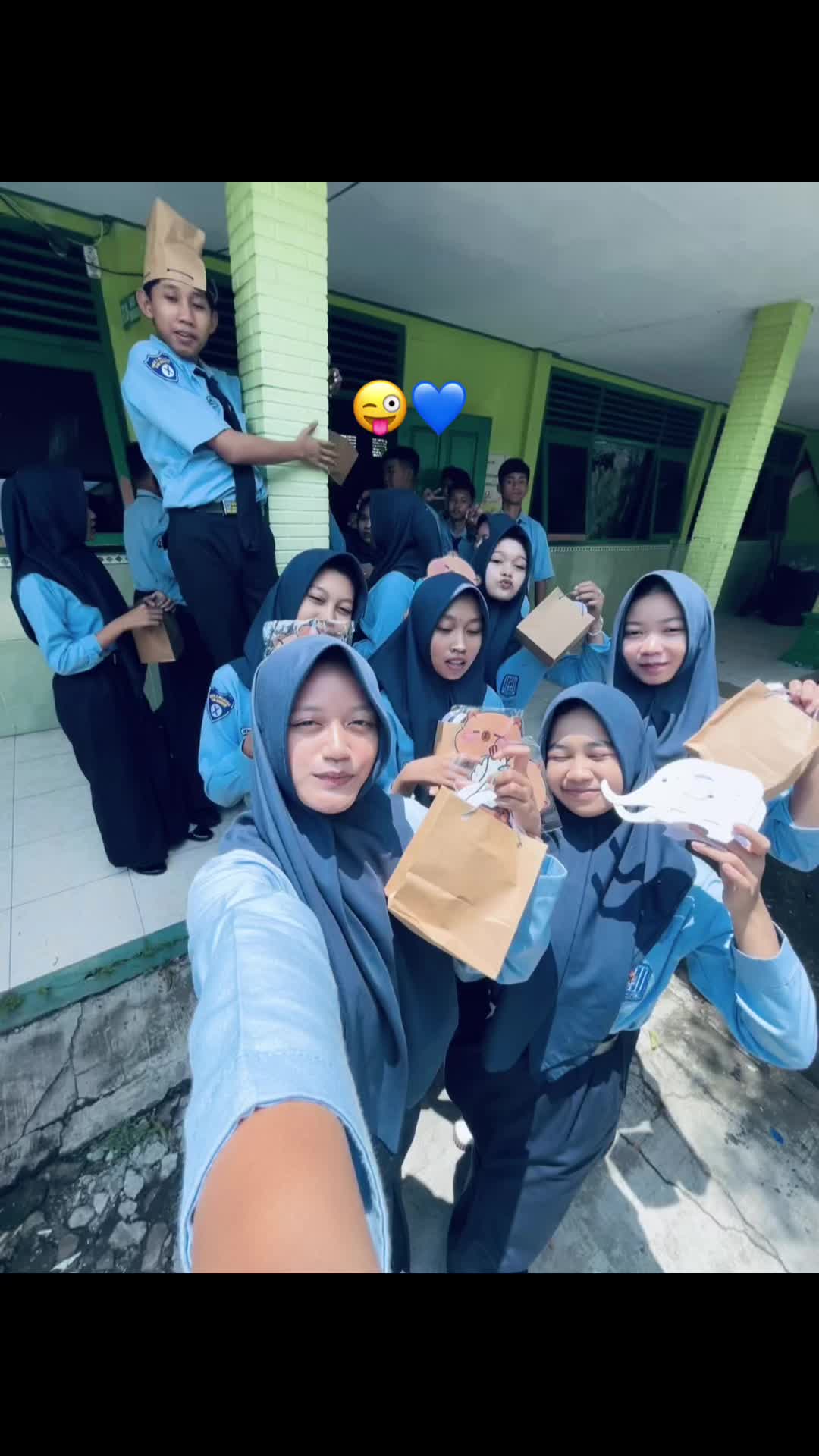 @X8🪐