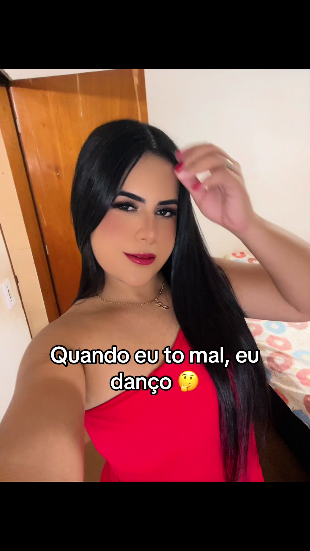 @juliapaes