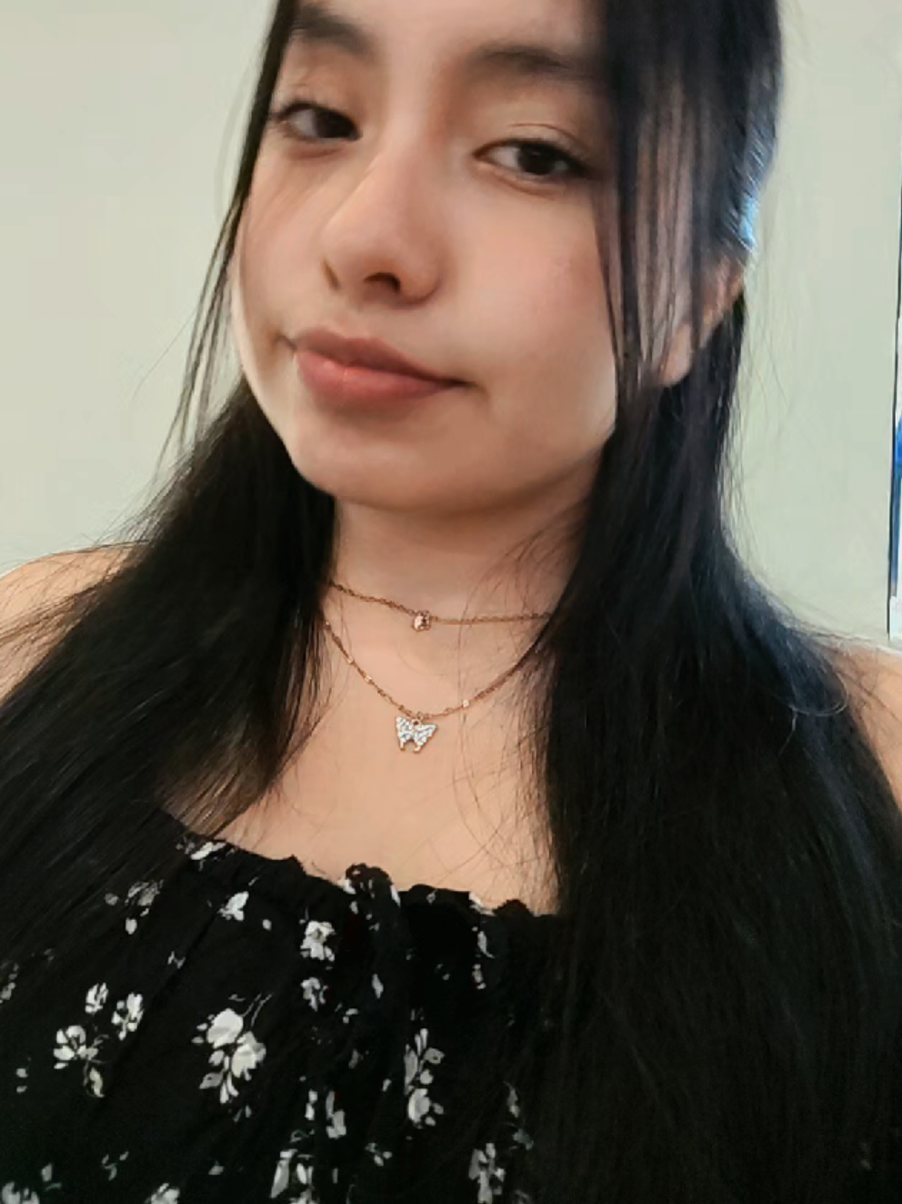 @Mariann Q.🦋