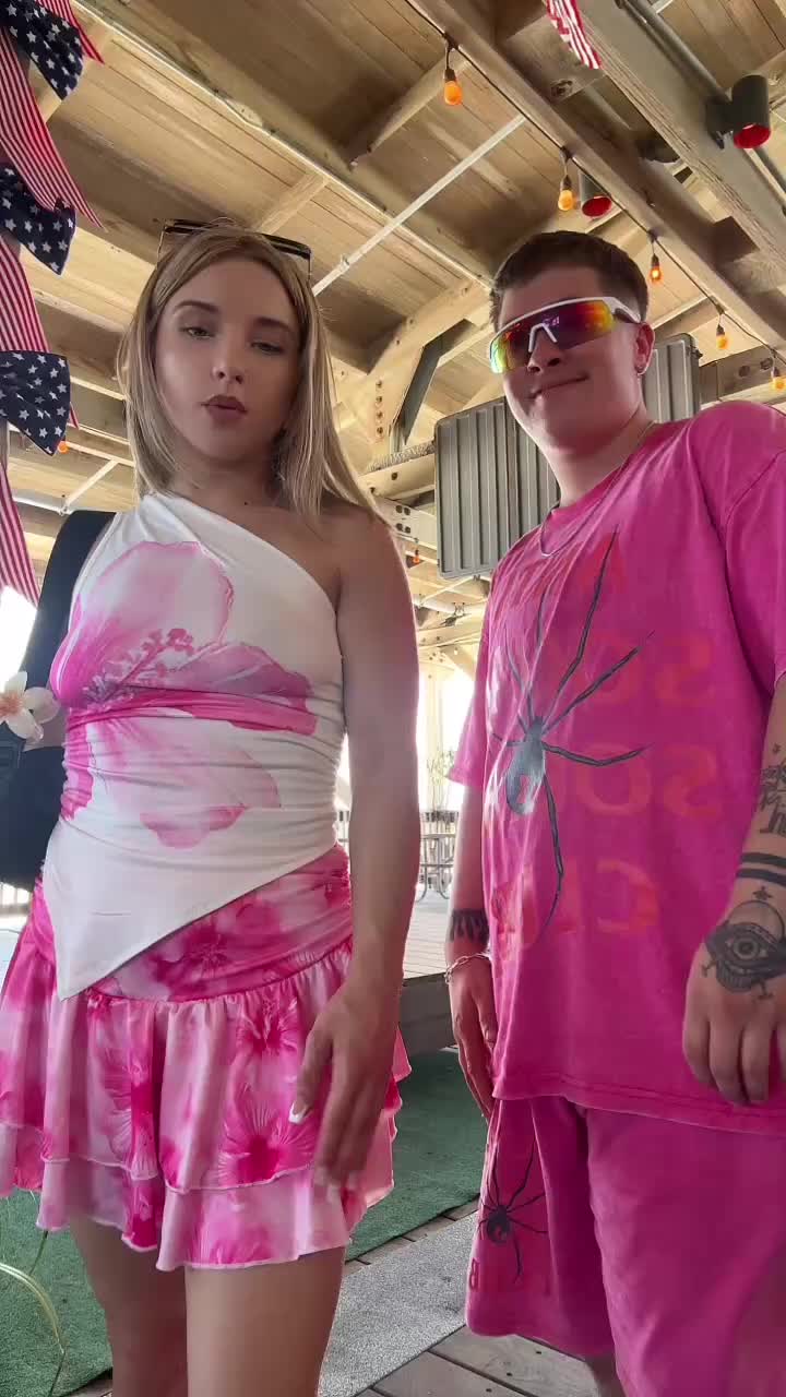 @MilfMommyTay