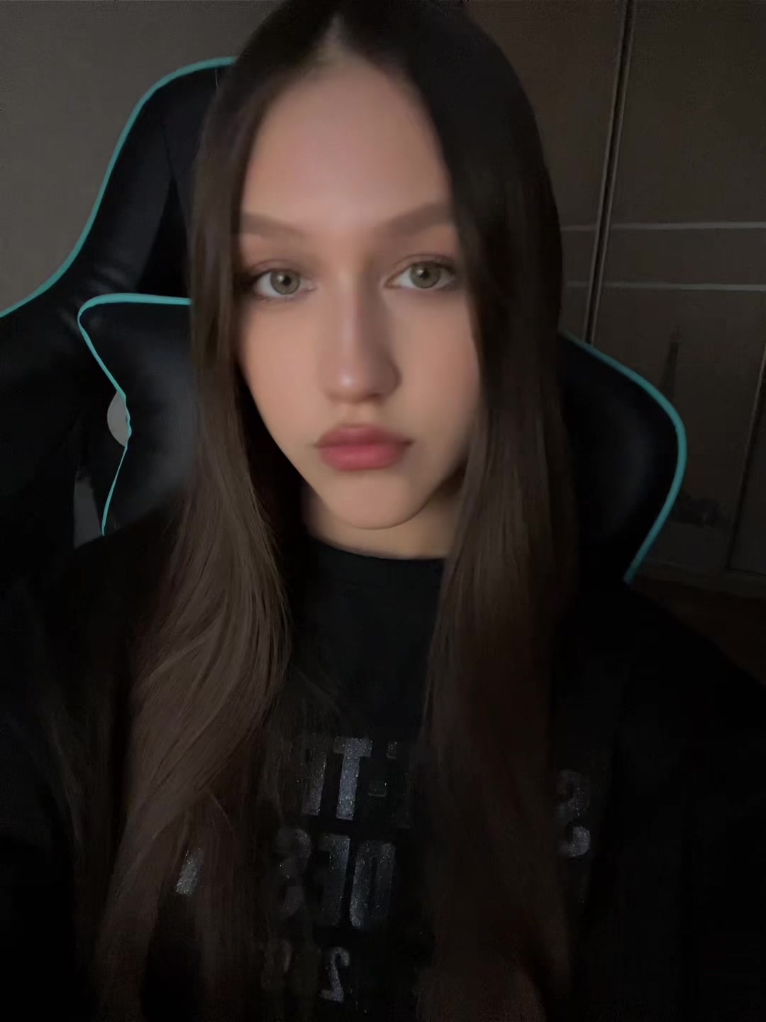 @нексави
