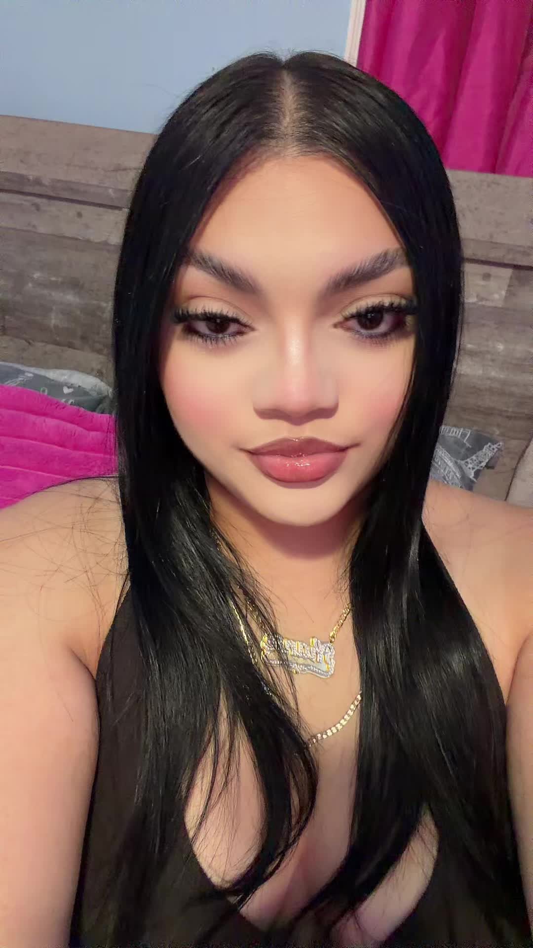@🫦.