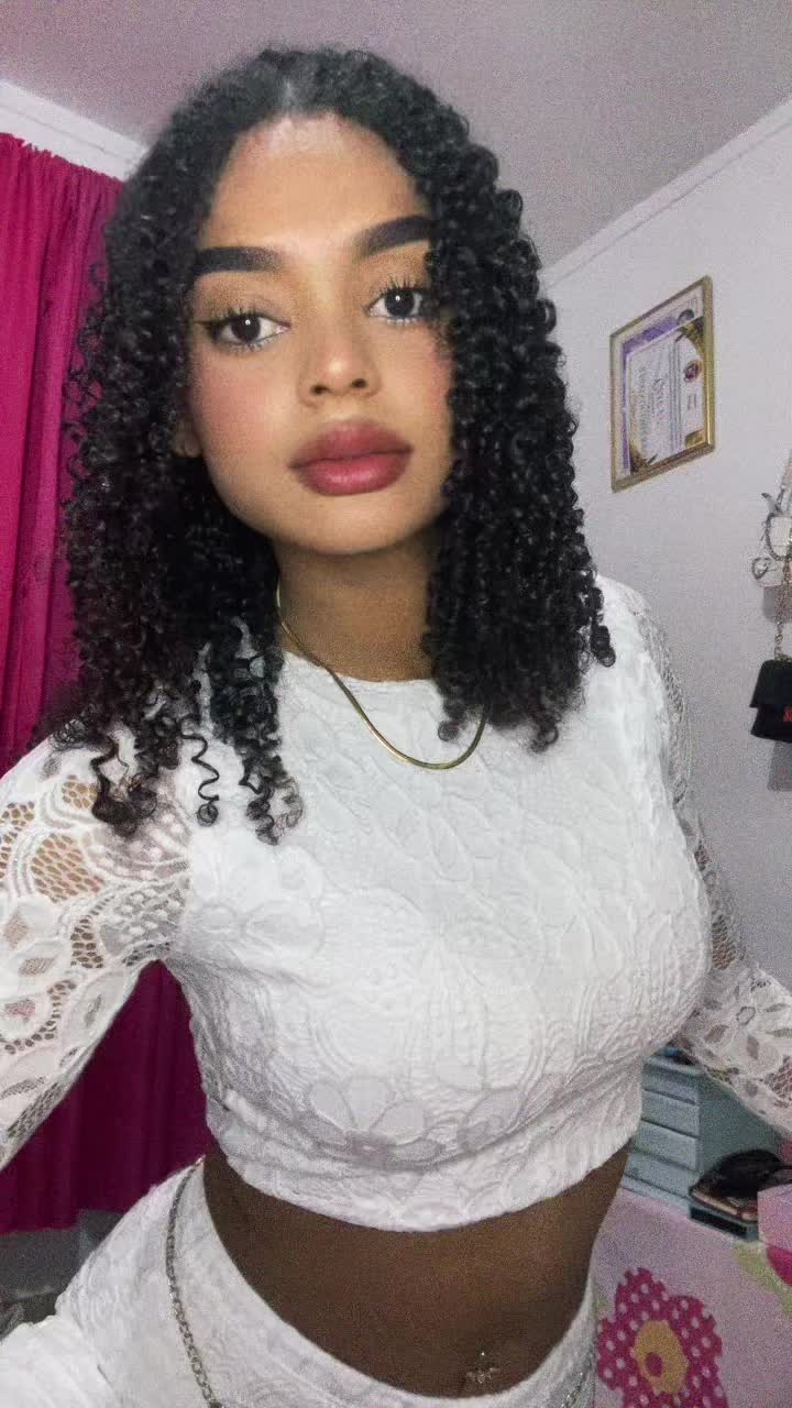 @Isabel Cristina