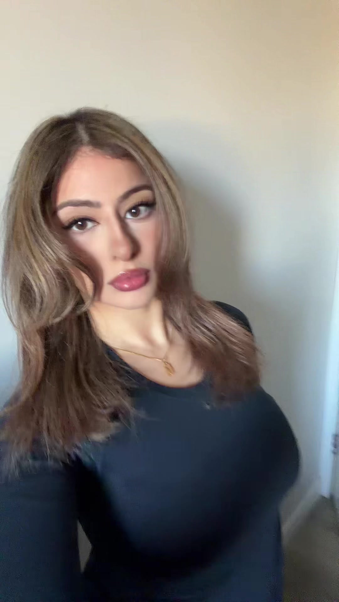 @04101777_