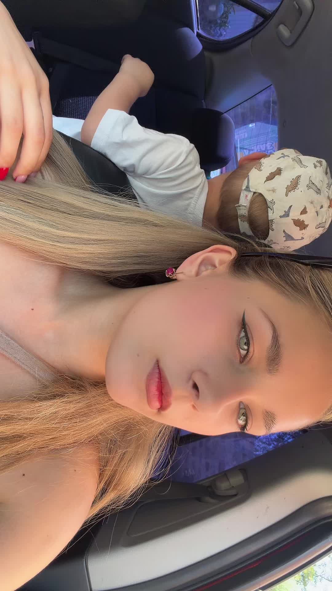 @Маруся
