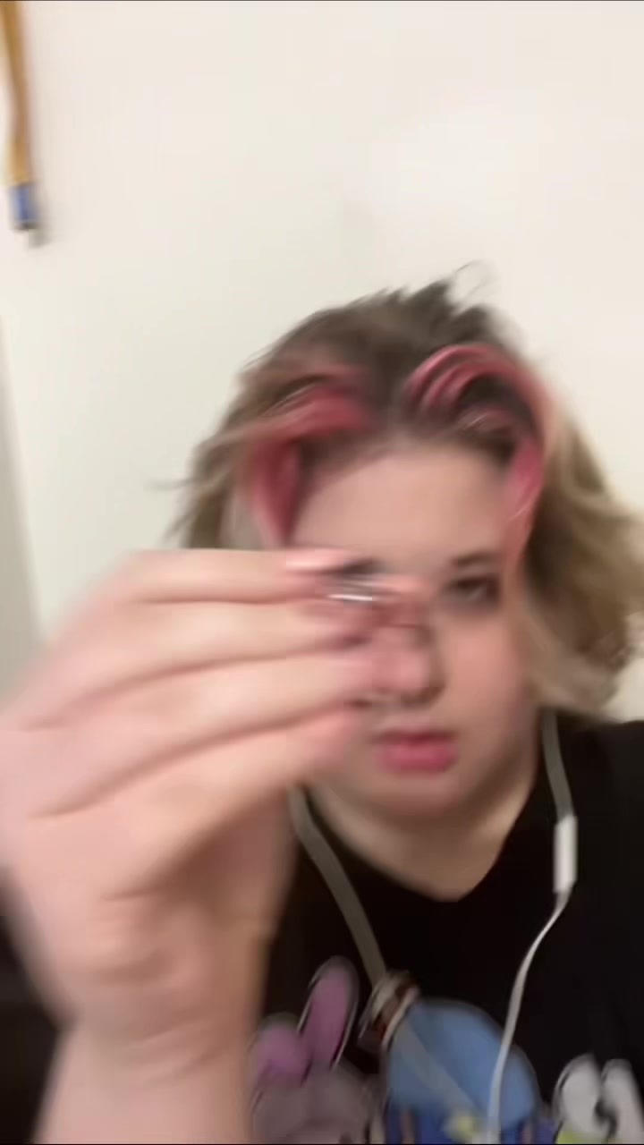 @Vomit
