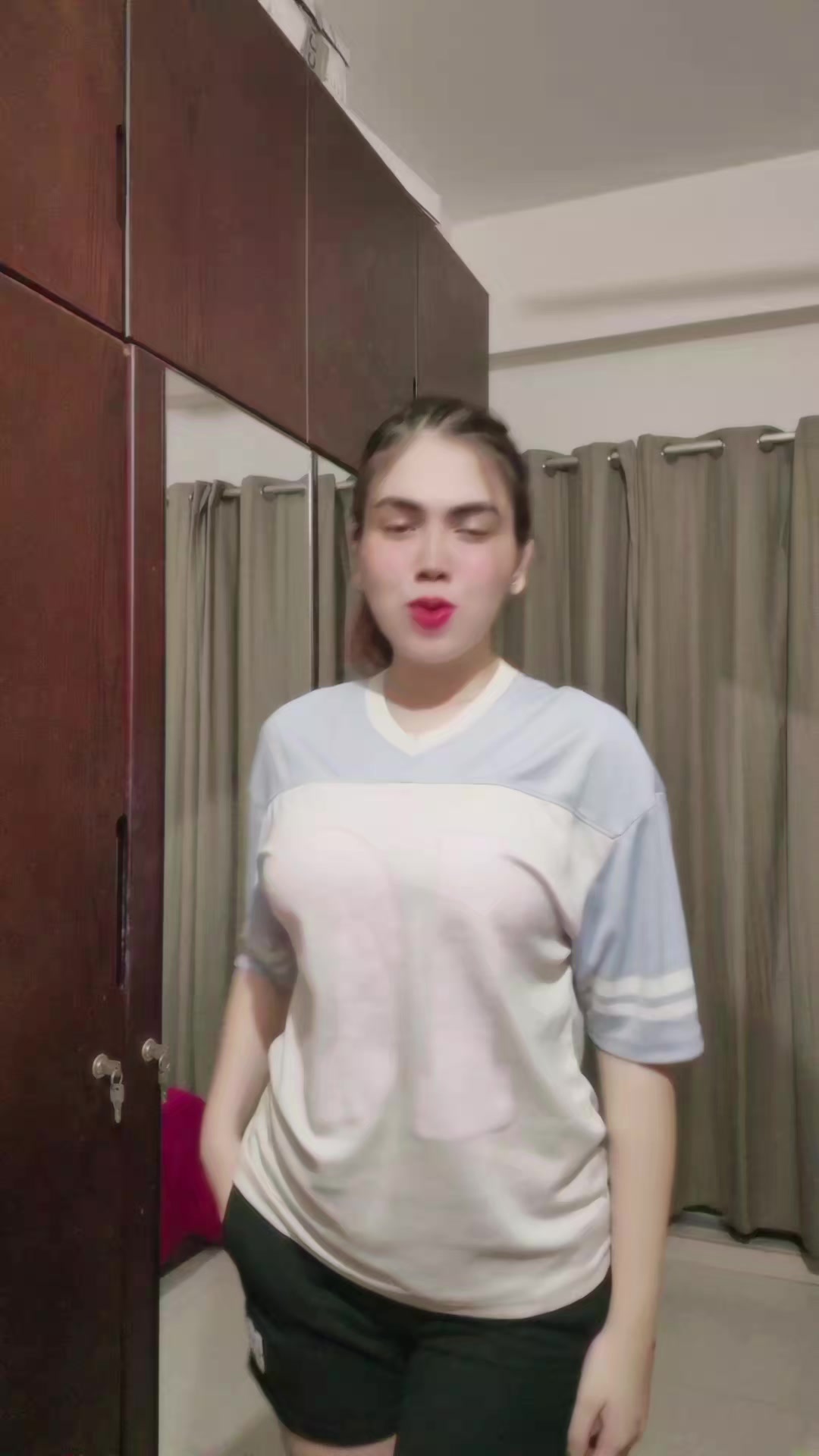 @💋