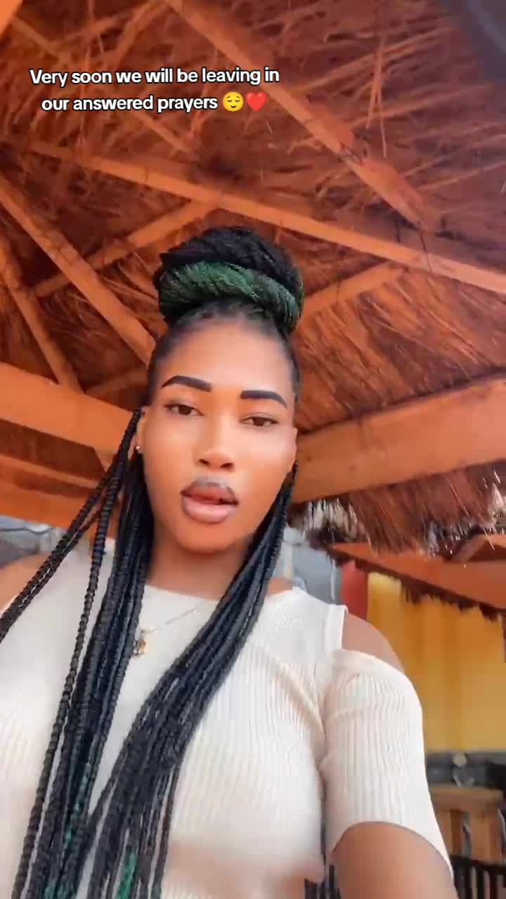 @BABY ANN🦋😩❤️