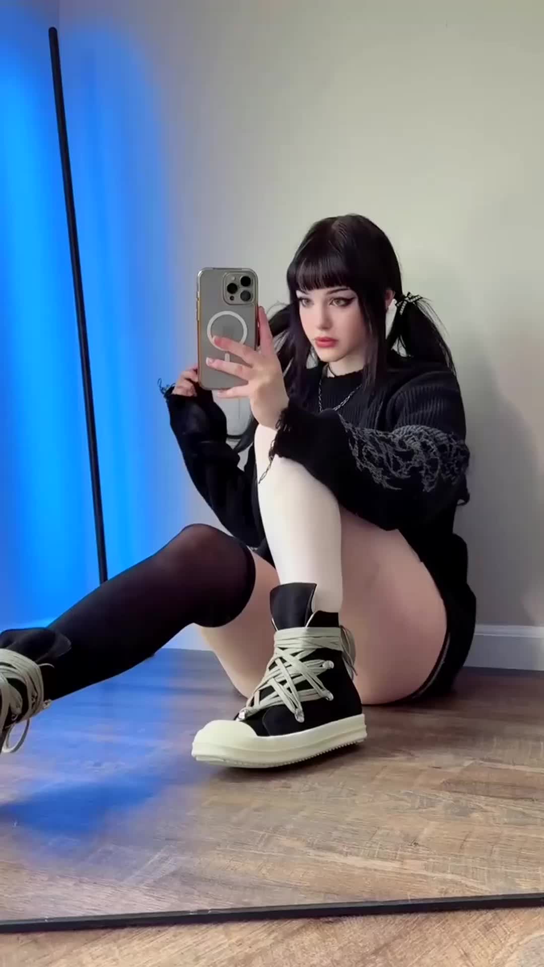 @WrennDelphinia💚