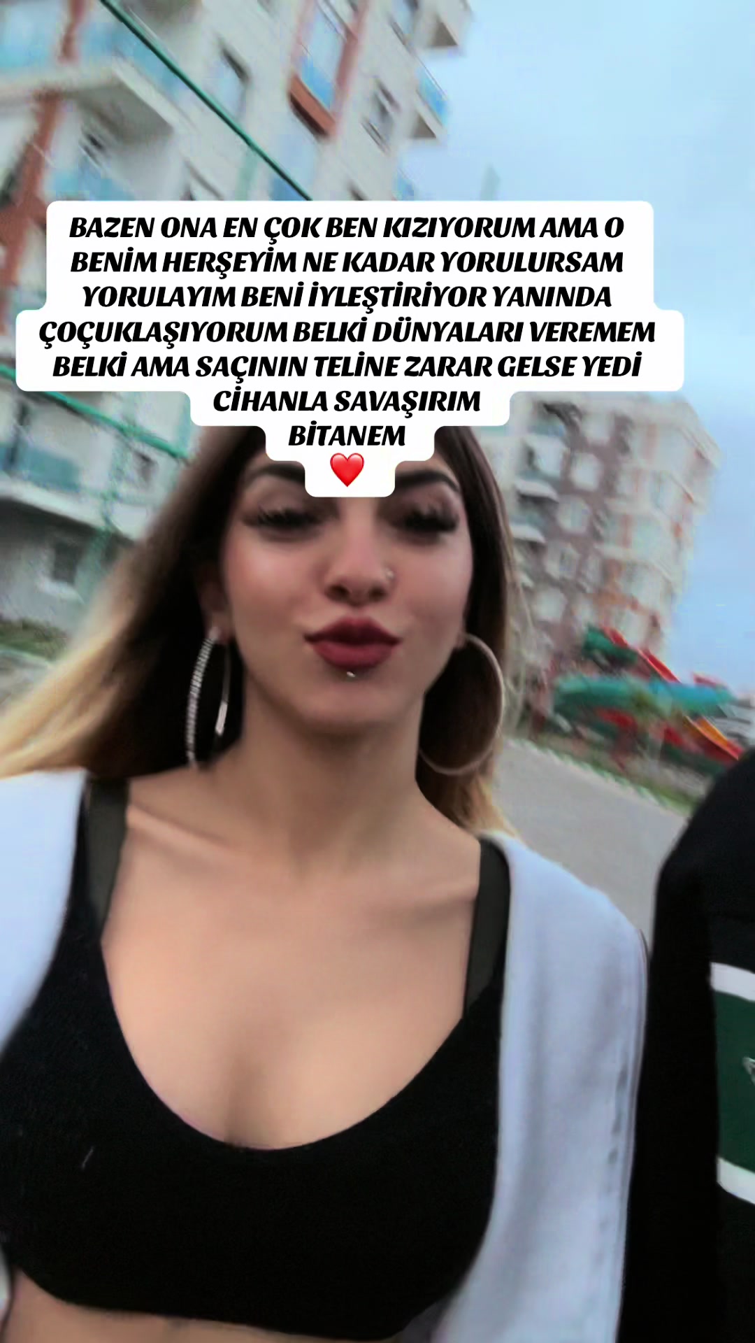 @🦅