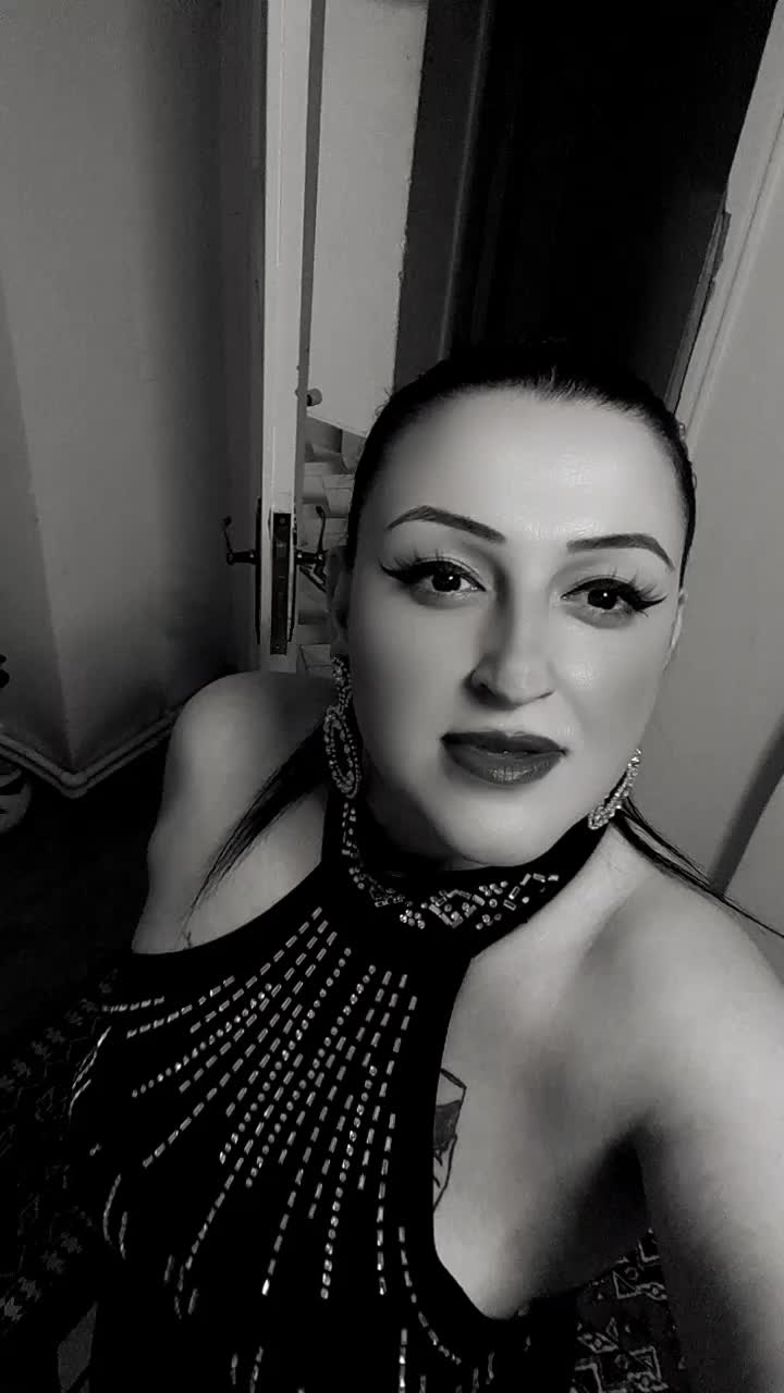 @👑👑Harika Nehir Doğan 👑👑
