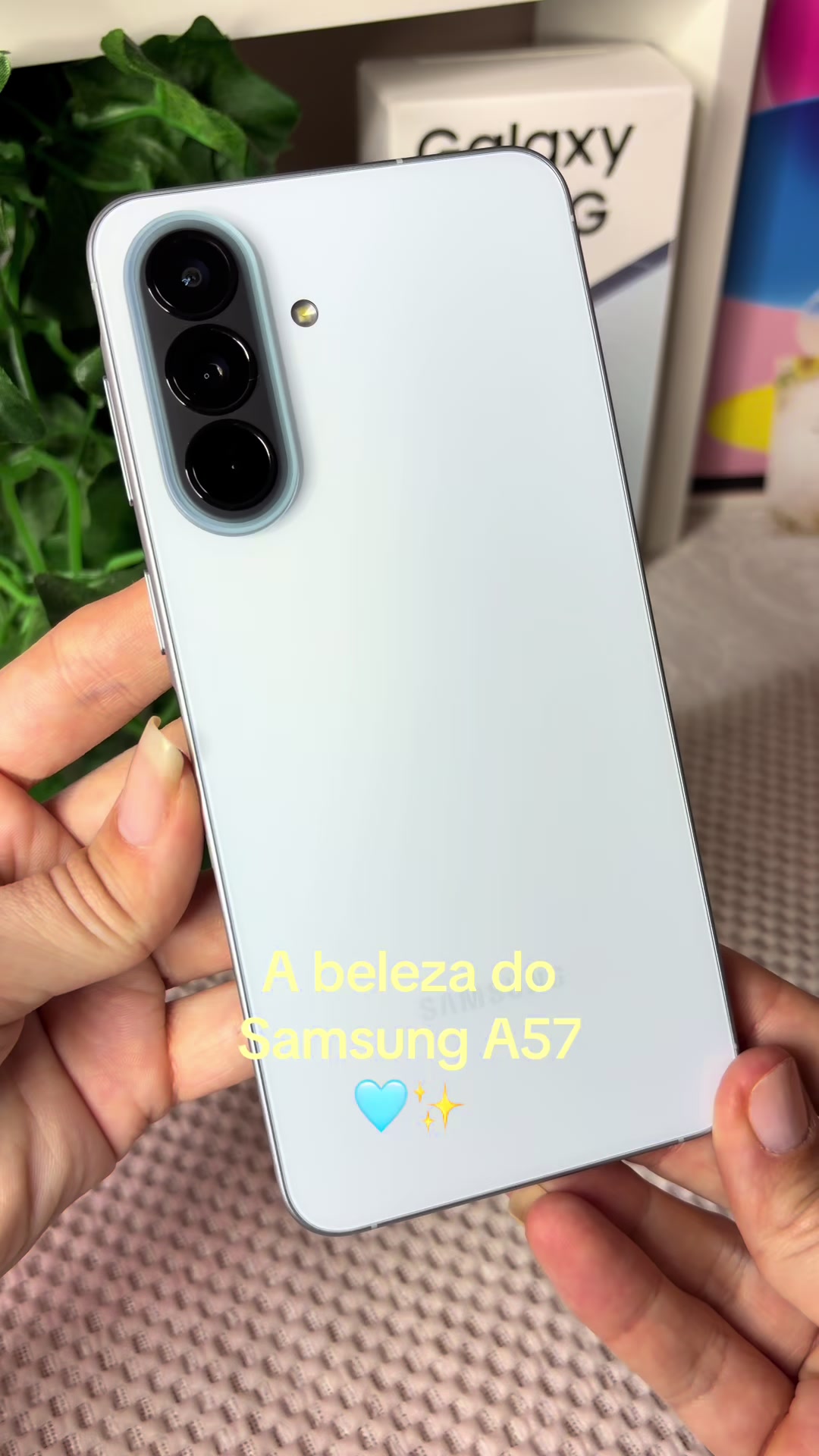 @Alineh / tecnologia