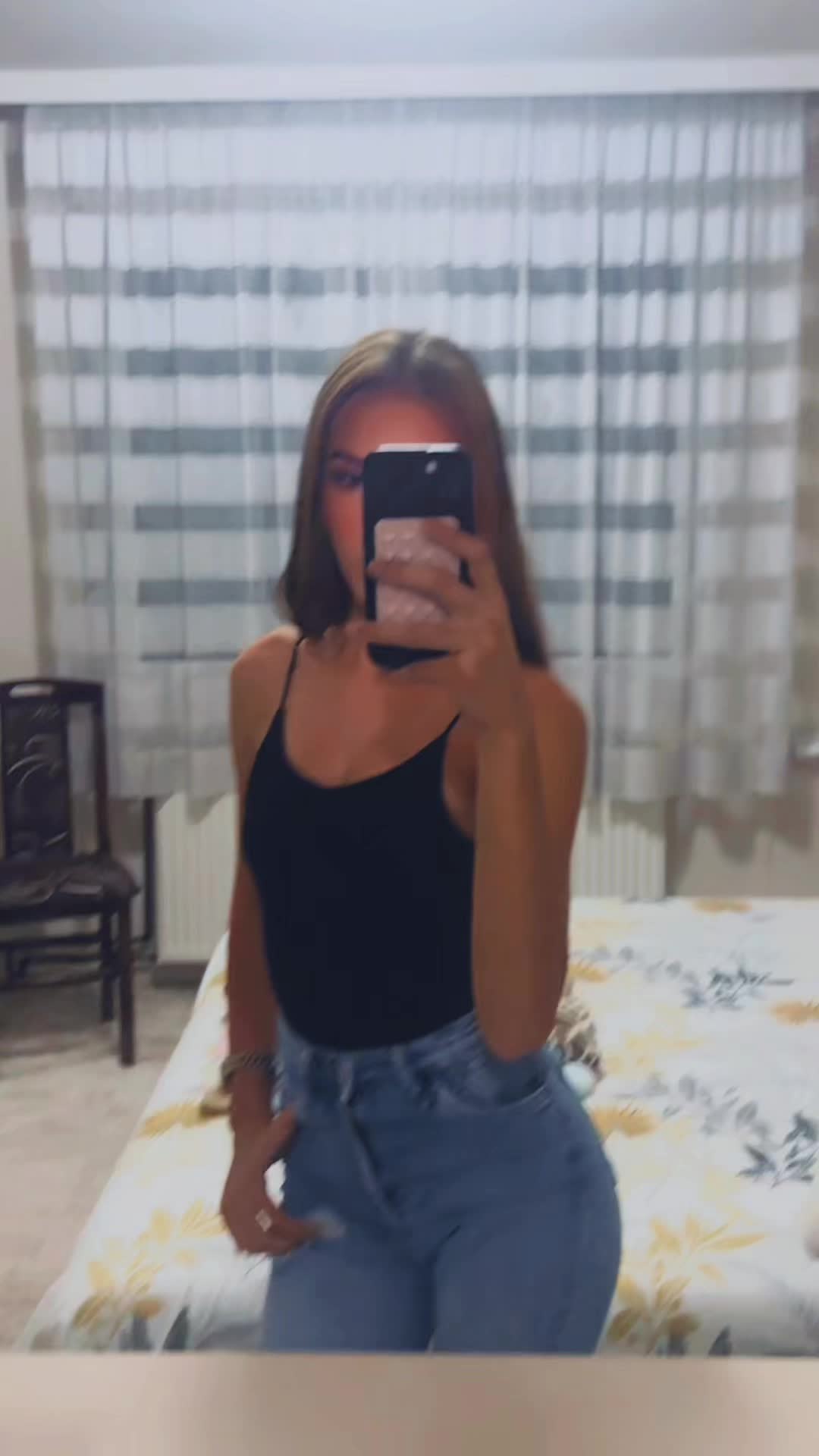 @lanaa