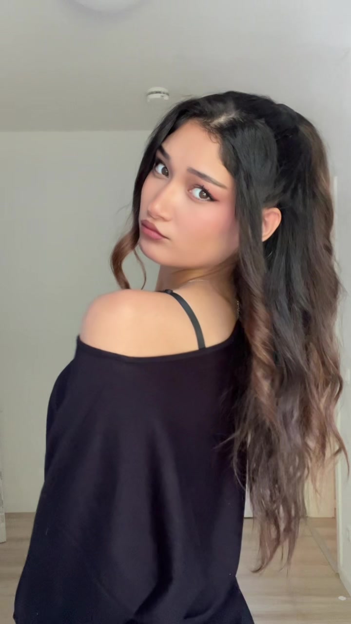 @𝒮𝒶𝓂𝒾𝓇𝒶