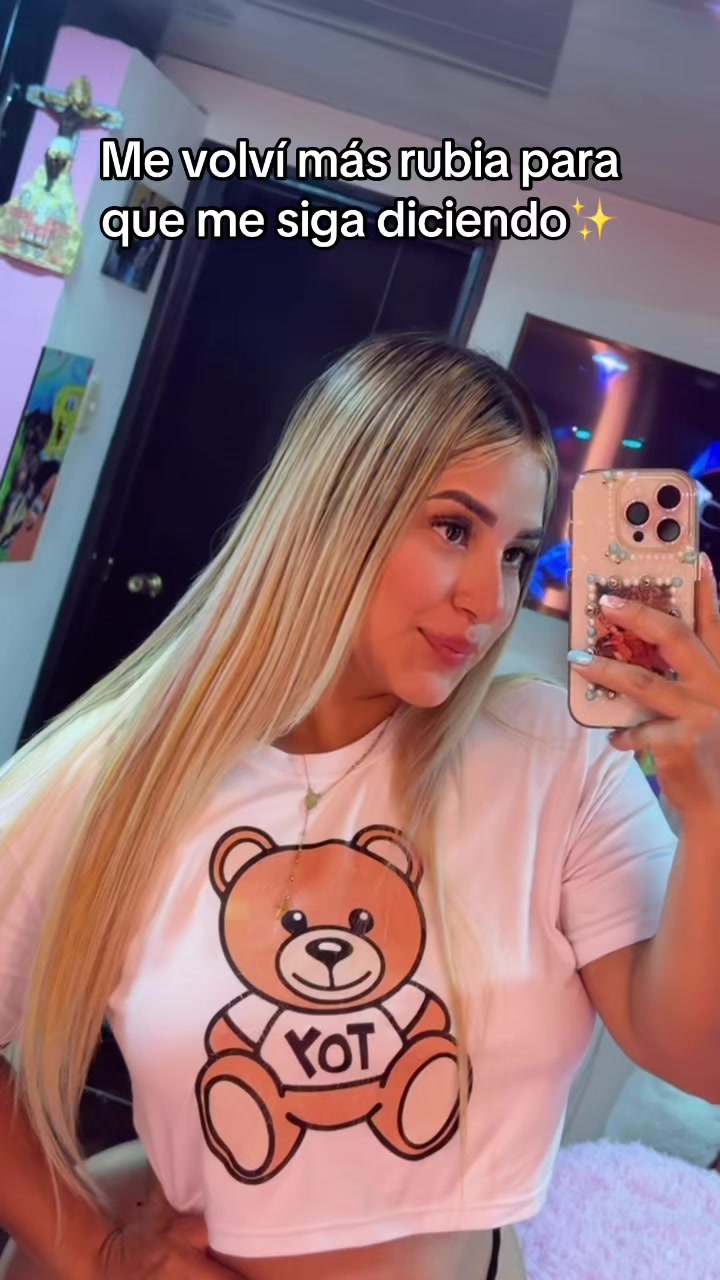 @🐼