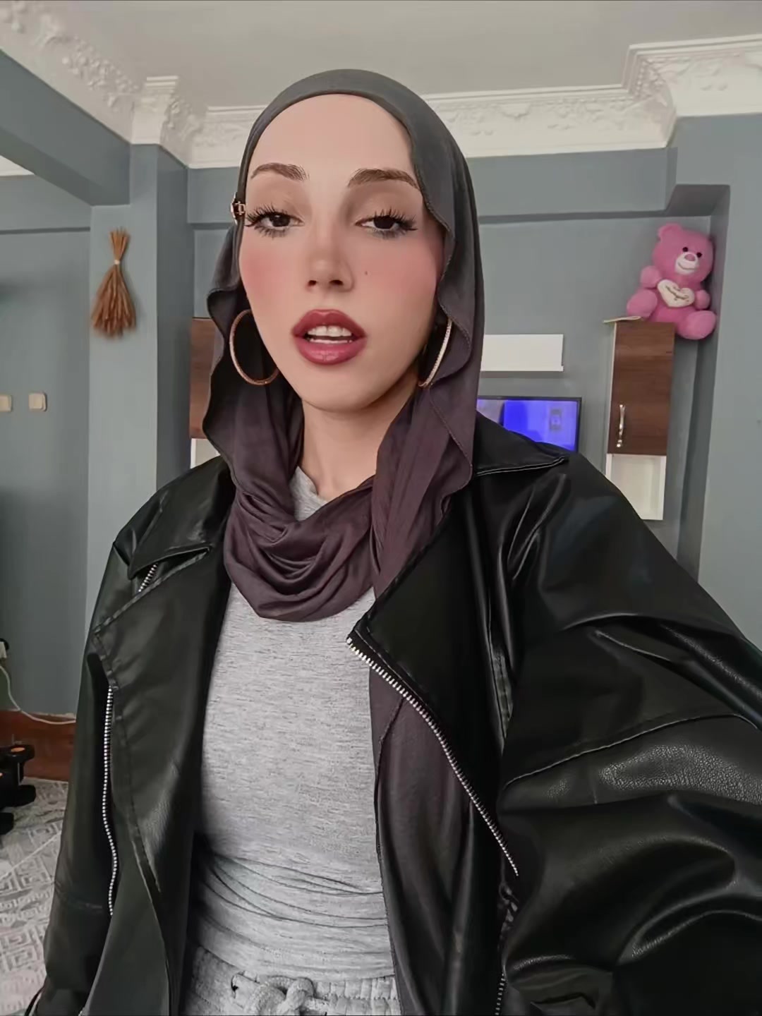 @56ozlx_kya