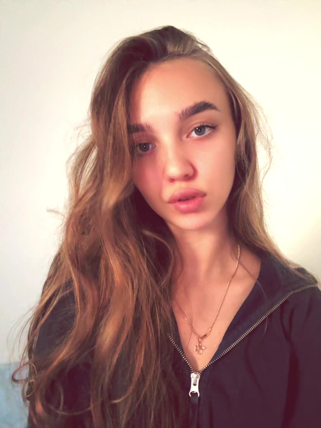 @OLEKSANDRA