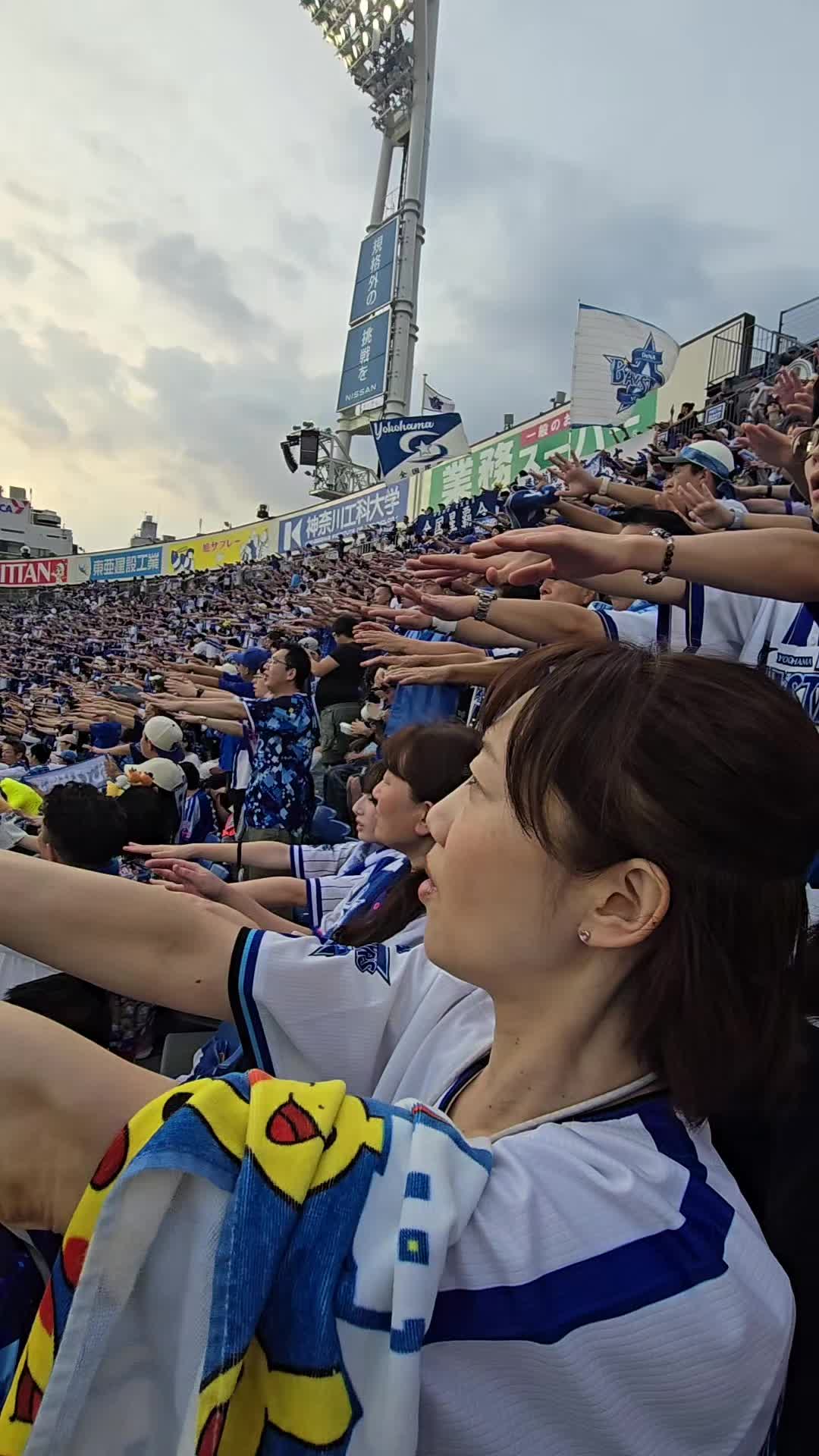 @アッキー