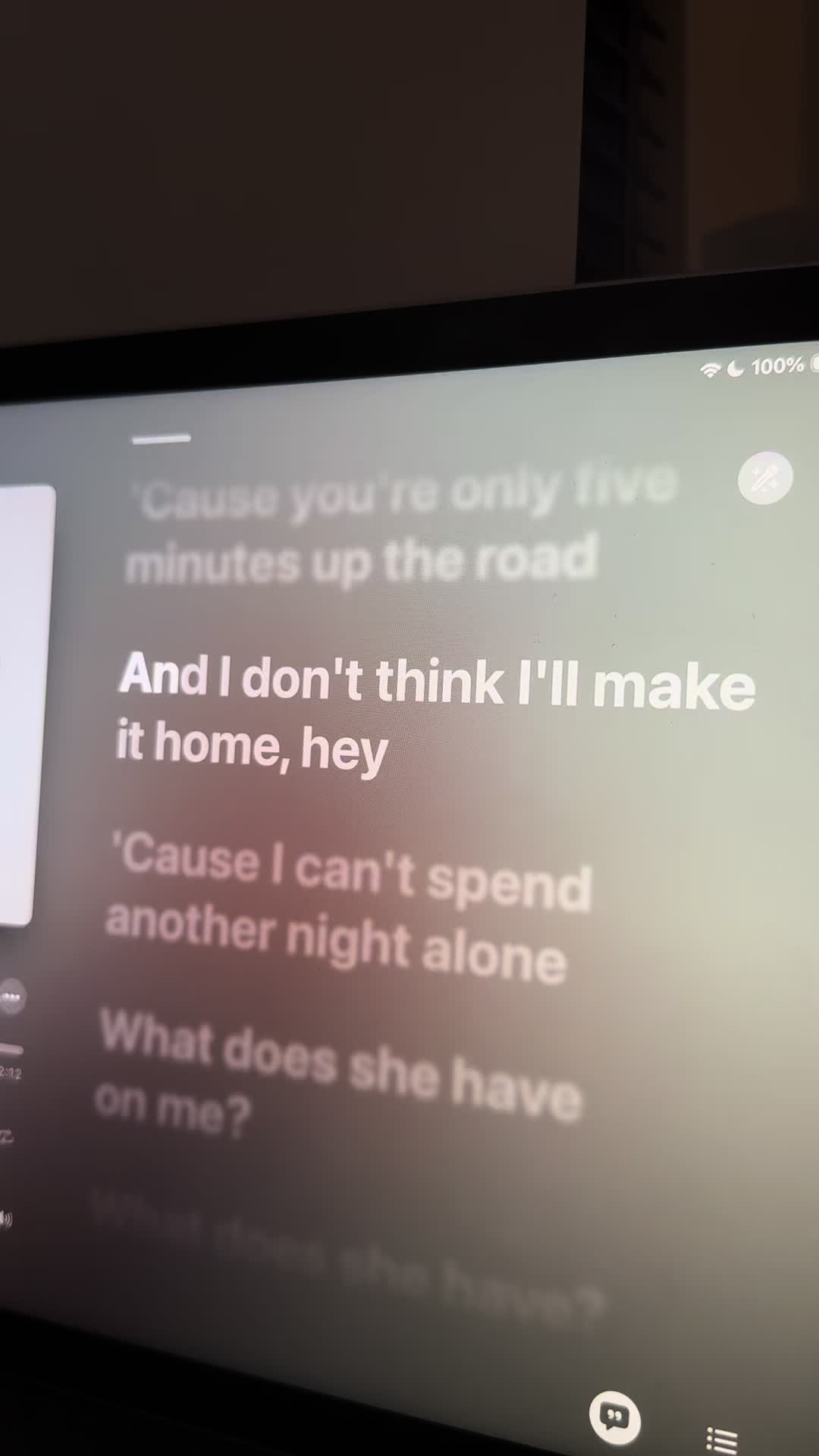 @🎧🩶