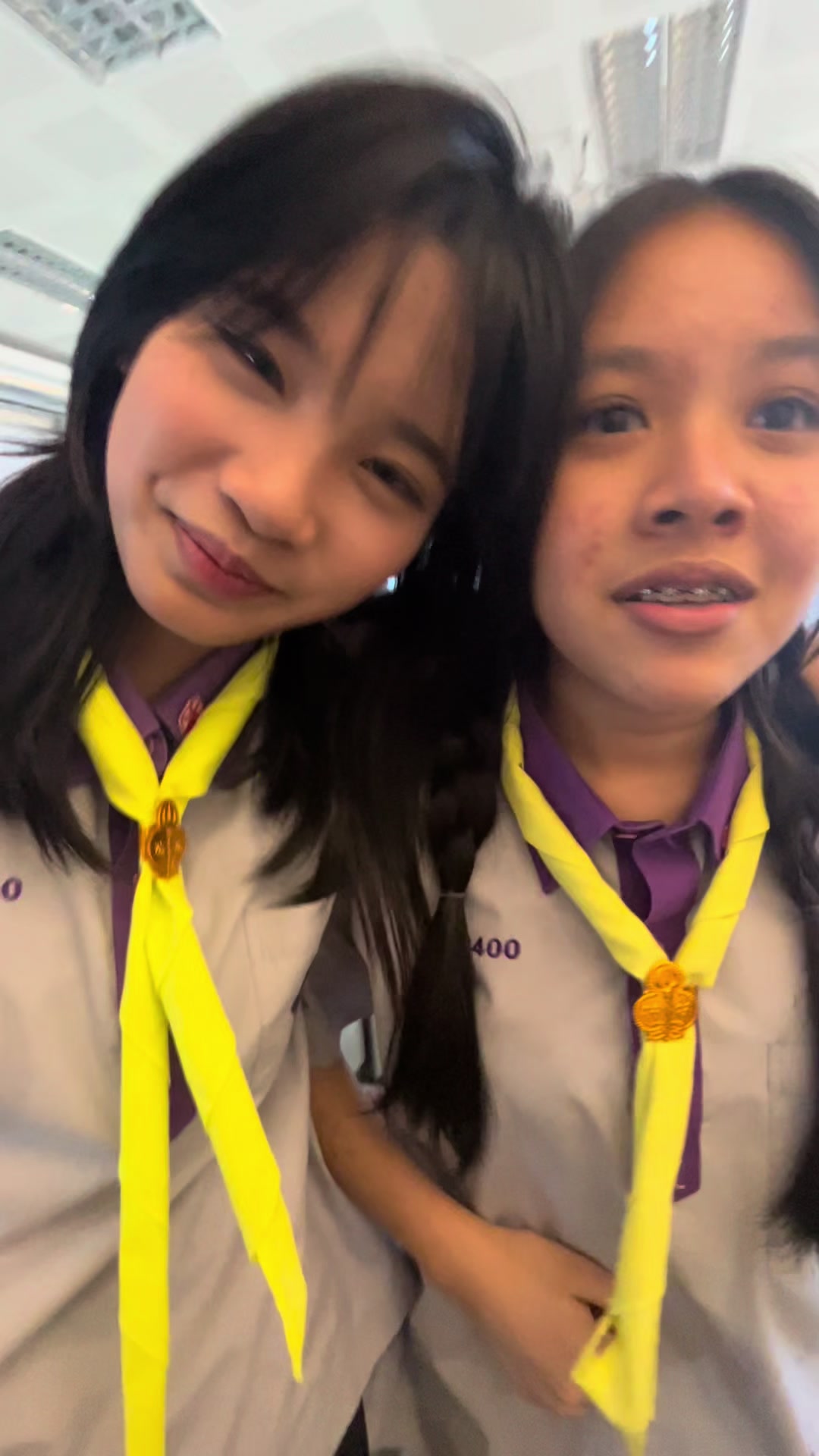 @ใสใส