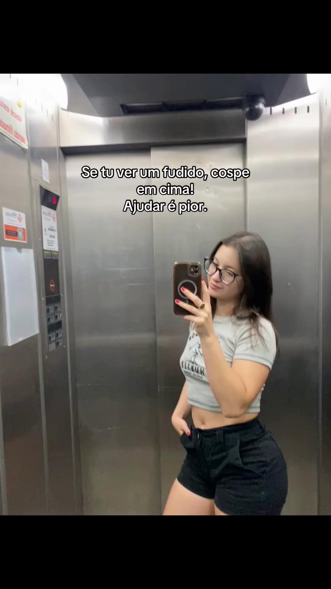 @Tainá_Ruhnt