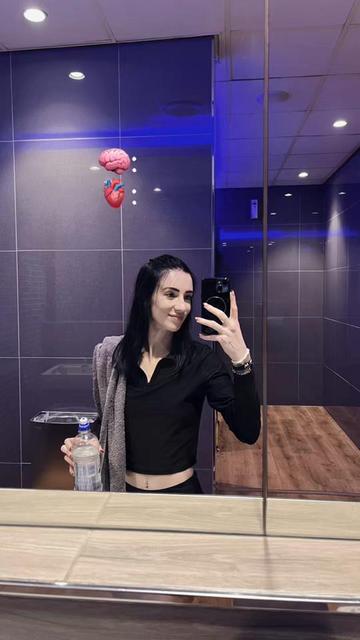 @Yasmine Lee ๐