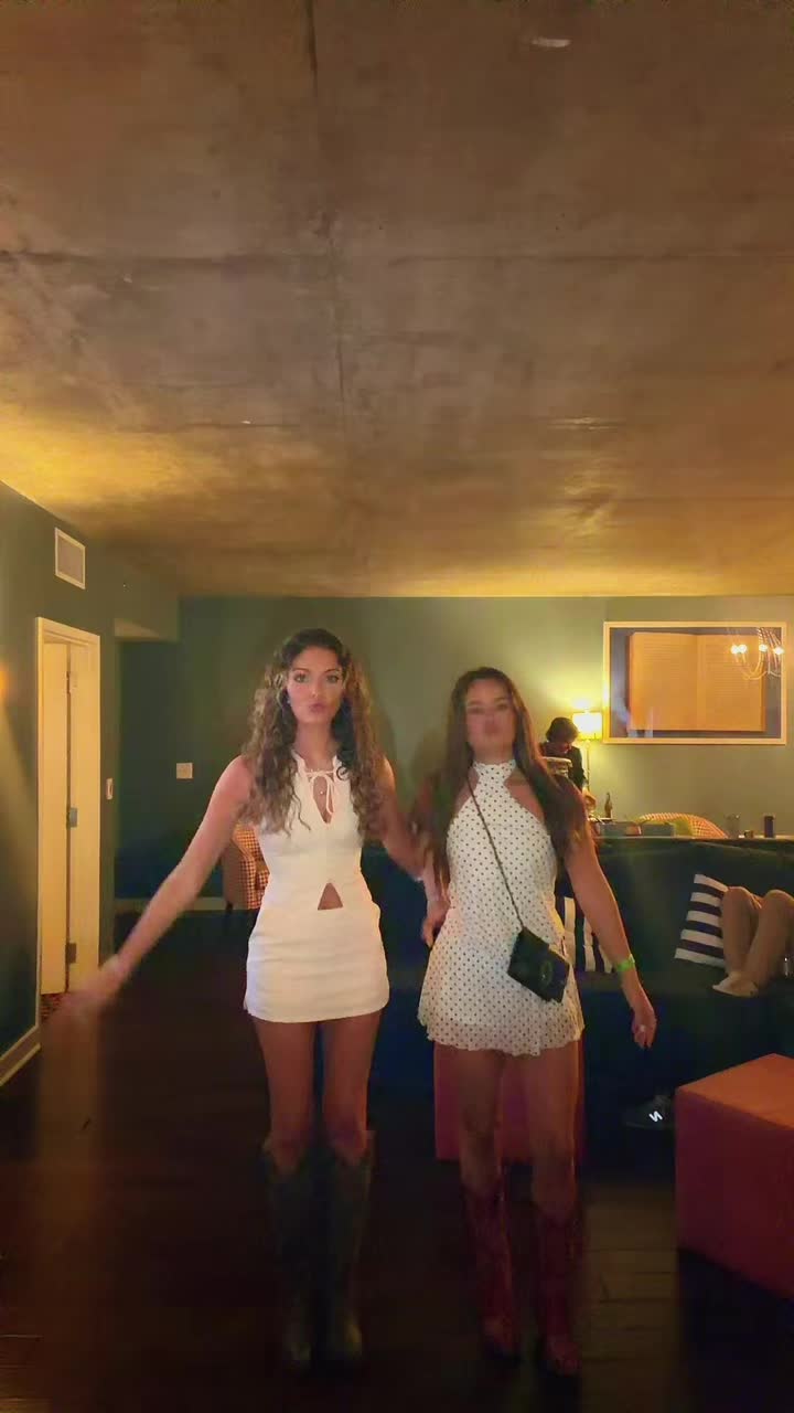 @mollz