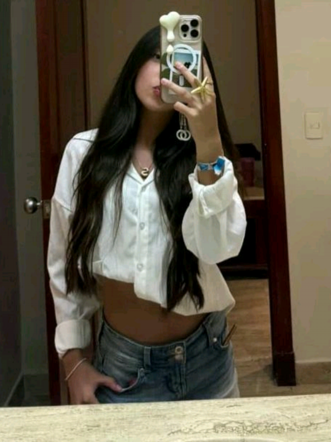 @𝟏𝟏:𝟏𝟏
